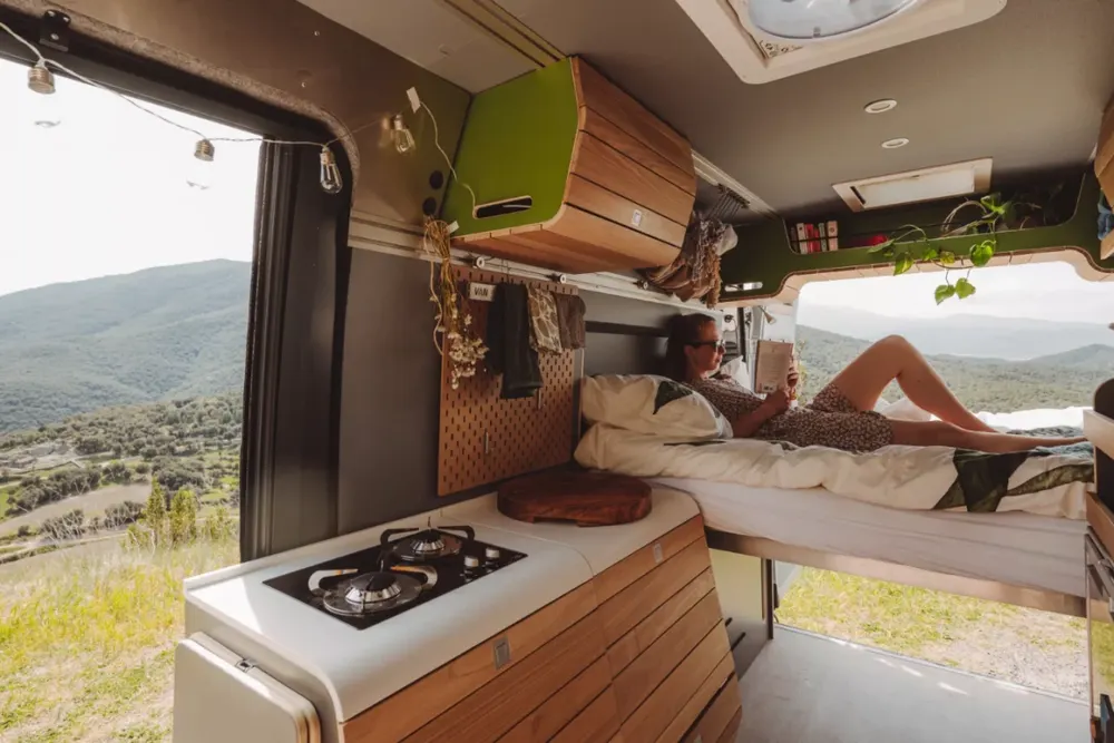 Adaptive Van Living Modules