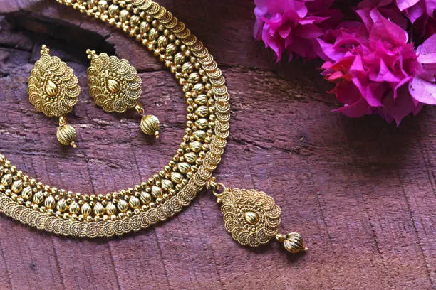 Antique Wedding Jewelry Service