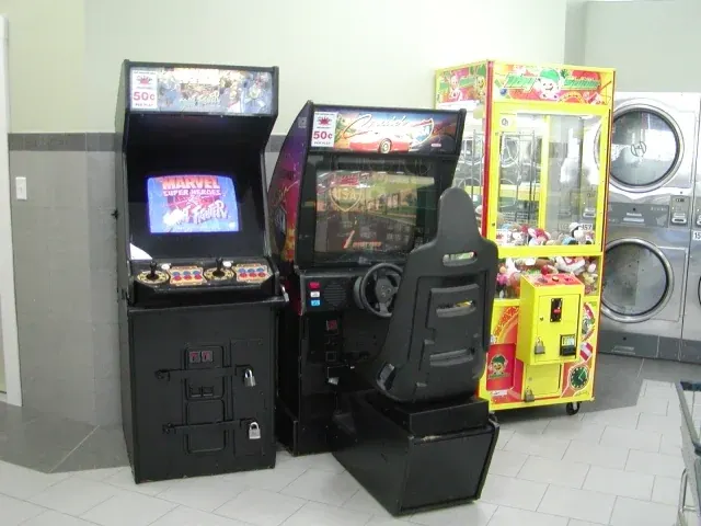 Gamified Laundromat with Entertainment Zones