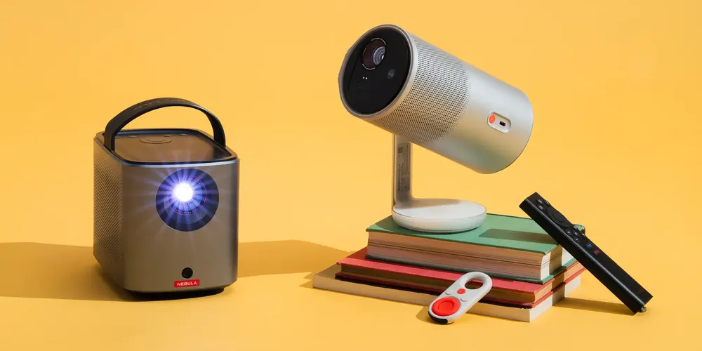 Mini Slide Projector – Ultra-Portable Presentation Device