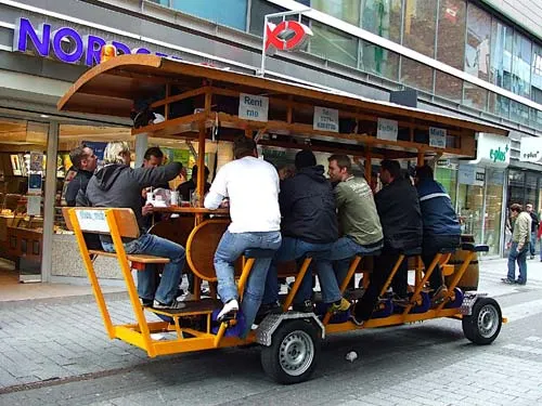 Mobile Street Bar