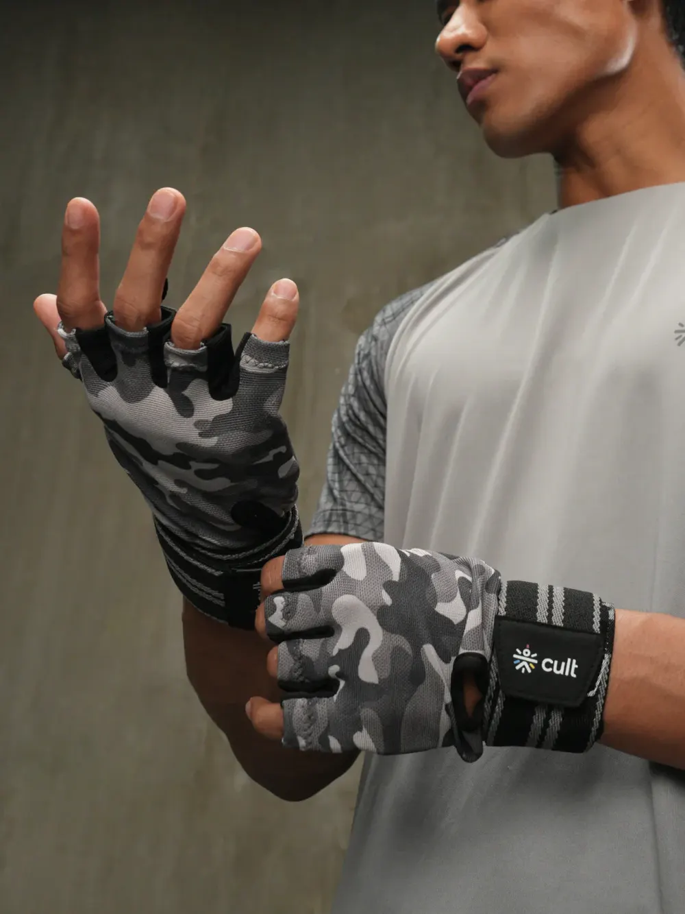 Specialty Glove Store